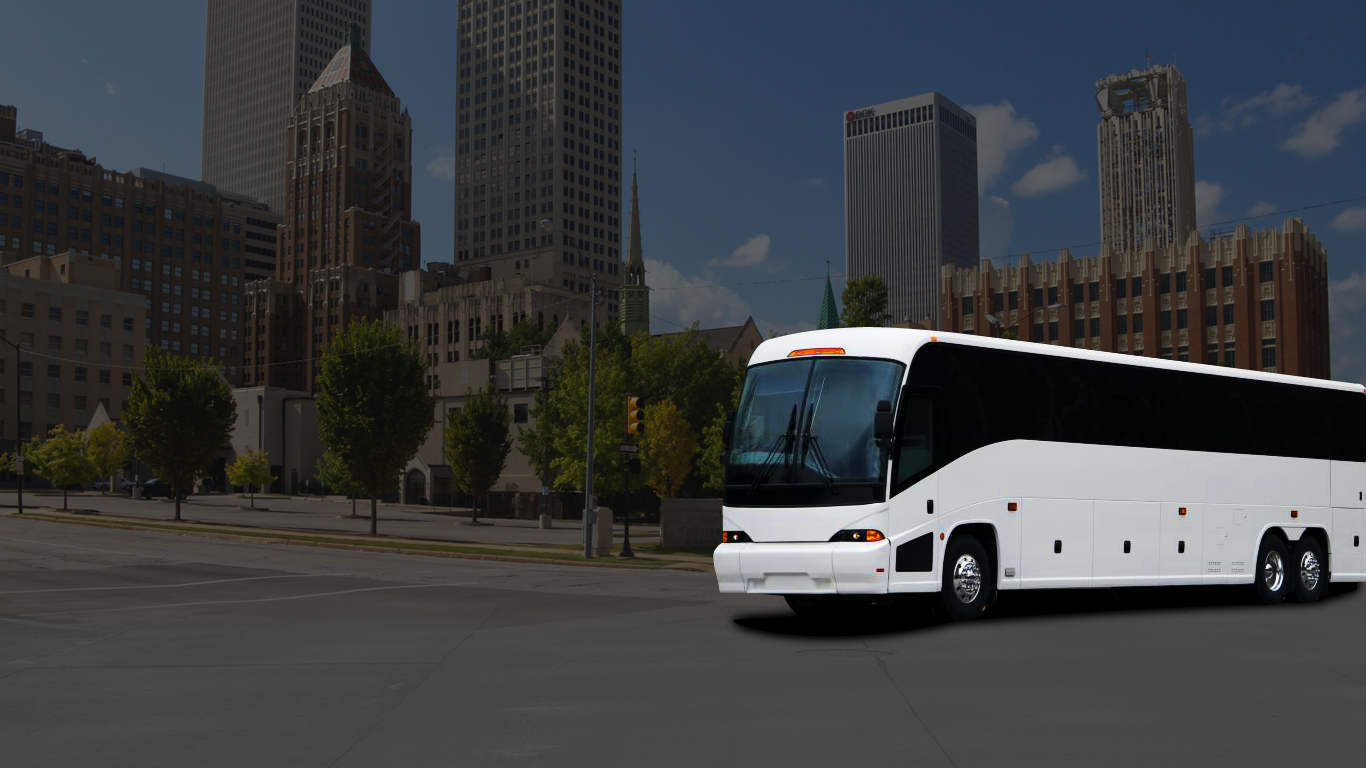 1 Charter Bus Wichita, KS Minibus Rental Company (316) 2720967 Charter Bus Wichita Ks